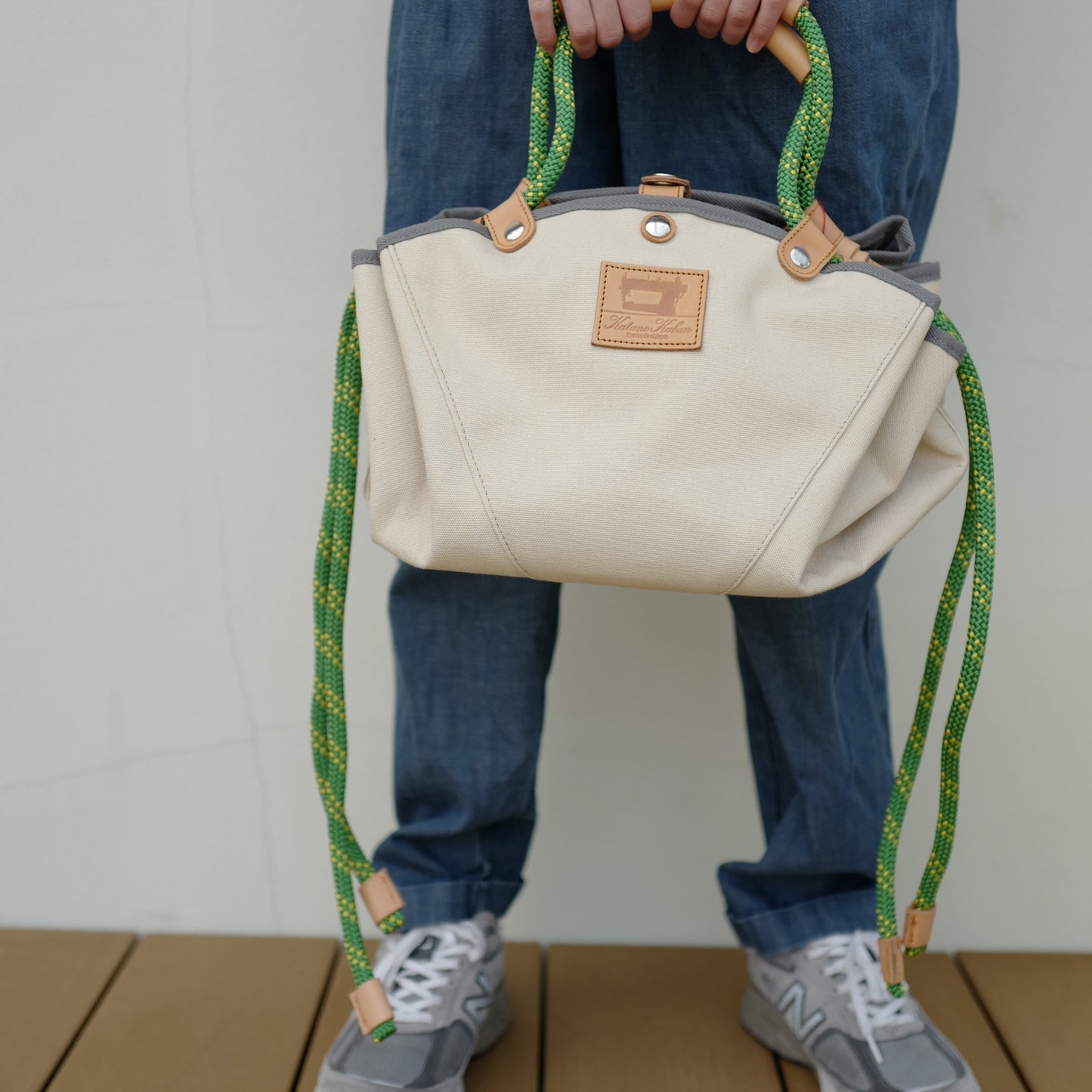 Circle Bag 65 Beige×Gray